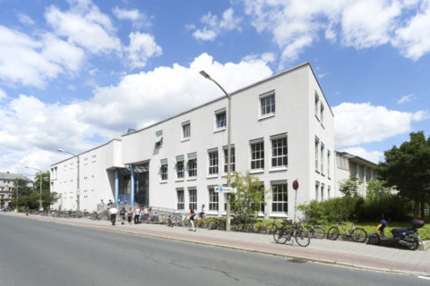 The Juridicum is the main building of the law faculty of the FAU in Erlangen. (Picture: FAU/David Hartfiel)